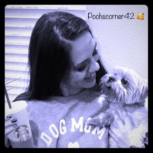 “SOLD” 🐶 Sweat Shirt “Dog Mom”